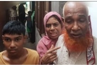 সেই ৪ তলা বাড়ির মালিক অসহায়ের মতো এক কোণে কাঁদছিলেন, আত্মহত্যারও চেষ্টা