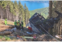 ক্যাবল কার ছিড়ে ৫ ইসরায়েলিসহ ১৪ জনের মৃত্যু 