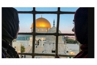 ঘরের জানালা দিয়ে আল-আকসা মসজিদ দেখার স্বর্গীয় অনুভূতি