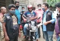  করোনাকালেও জো'রপূর্বক কি'স্তি আদায়, এনজিও কর্মীকে পুলিশে সোপ'র্দ