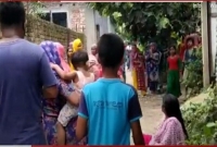  পরকীয়ায় জড়িয়ে স্বামীর সঙ্গে রোমহর্ষক এক ঘটনা ঘটালেন স্ত্রী!