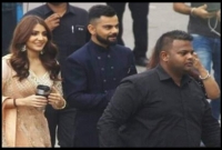 দেহরক্ষীকে আনুশকা প্রতিমাসে যে বেতন দেন তা শুনলে চোখ কপালে উঠবে আপনার!