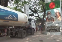 ঈদের দিনেও বিশেষ ব্যবস্থায় ভারত থেকে এলো ১৮০ টন অক্সিজেন