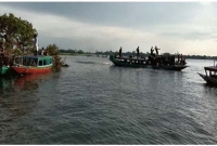 সাউন্ড সিস্টেমে গানের তালে তালে নাচানাচি, ডুবে গেল পিকনিকের নৌকা