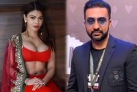 পর্নোগ্রাফি মামলায় শার্লিন চোপড়াকে সমন পাঠালো ক্রাইম ব্রাঞ্চ