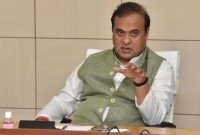 এবার মুখ্যমন্ত্রীর বিরুদ্ধে পুলিশের হত্যাচেষ্টার মামলা