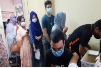 করোনা টিকা না দিয়ে মেডিকেল শিক্ষার্থীর শরীরে খালি সিরিঞ্জ পুশের অভিযোগ