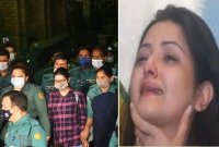 আদালতে প্রবেশ করে পরীমণি তার কোনো এক স্বজনকে জড়িয়ে ধরেন