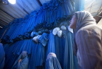 আফগান সরকারের পতনের পরই কাবুলে বোরকা কেনার হিড়িক