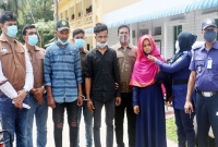 চাঞ্চল্যকর শ্বশুর-শাশুড়ি খুনের রহস্য উম্মোচন; আটক পুত্রবধূ ও তার খালাতো ভাইসহ বন্ধু  চাঞ্চল্যকর শ্বশুর-শাশুড়ি খুনের রহস্য উম্মোচন; আটক পুত্রবধূ ও তার খালাতো ভাইসহ বন্ধু