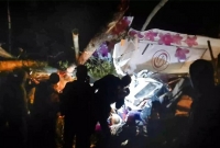 যাত্রীবাহী বিমান বিধ্বস্ত, কেউ বেঁচে নেই