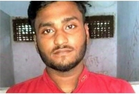 ফাঁ'কা বাড়িতে ছাত্রীর মাকে ধ'র্ষণ করলেন গৃহশিক্ষক!