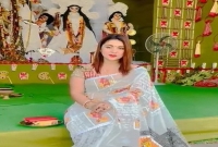 পূজামণ্ডপ থেকে লাইভে ভক্তদের উদ্দেশে যা বললেন অপু বিশ্বাস