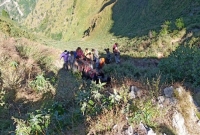 দুমড়ে-মুচড়ে গেল বাস, ১৩ জন নিহত