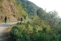 সীমান্তের কাছে সন্ত্রাসী হামলায় স্ত্রী-ছেলেসহ ভারতীয় কর্নেল ও চার সৈনিক নিহত