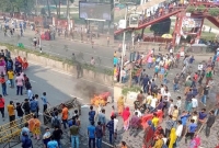 আজ আবারো বিক্ষোভ করছে পোশাক শ্রমিকেরা