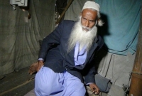 চেয়ারম্যান পদে ফেল করে আগামীতে এমপি নির্বাচনের ঘোষণা ভিক্ষুকের