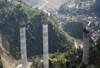 ৪০ তলা বাড়ির সমান উচ্চতায় বিশ্বের উচ্চতম রেল সেতু তৈরি করছে ভারত