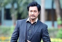 র‌্যাব সদরদপ্তর থেকে বের হলেন ইমন