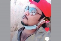 স্ত্রীর পরকীয়া সইতে না পেরে ফেসবুক লাইভে প্রবাসী স্বামীর আত্মহত্যা