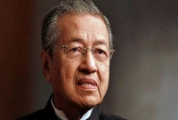 অ্যাম্বুলেন্সে-করে-হাসপাতালে-নেওয়া-হয়েছে-১০০-বছরের-মাহাথির-মোহাম্মদকে