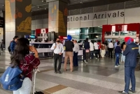 ওমিক্রন সংক্রমণ রুখতে ঝুঁকিপূর্ণ ১৭টি দেশের তালিকা তৈরি