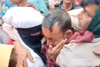 বাড়িতে ফেরেন রুবেল ও লিপি, ঘরে ঢুকে দরজা বন্ধ করে...