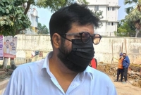 এফডিসির পরিস্থিতি দেখে ভয় পাচ্ছেন ওমর সানিও