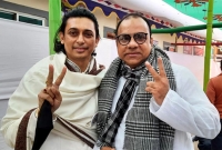 ফলাফল প্রকাশের আগেই বিজয়ের চিহ্ন দেখালেন মিশা-জায়েদ!