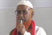 নামাজ পড়া অবস্থায় মারা গেলেন প্রধান শিক্ষক