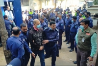 মেজর সিনহা হত্যা মামলার রায়, আদালত প্রাঙ্গণে মানুষের ঢল