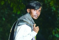 অপমানিত ও লাঞ্চিত হয়ে অভিনয় ছাড়ার ঘোষণা দিলেন হিরো আলম