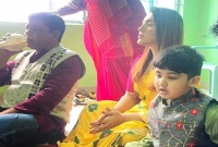ছেলে জয়কে নিয়ে সরস্বতী পূজা করলেন অপু বিশ্বাস