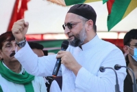 আসাদুদ্দিন ওয়েইসির দীর্ঘায়ু কামনা করে ১০১টি ছাগল জবাই