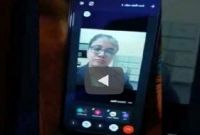 আমি আপনাকে বিয়ে করতে চাই; অনলাইন ক্লাসে শিক্ষিকাকে ছাত্র