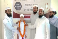  মাত্র ৯৪ দিনে কুরআনের হাফেজ ১১ বছরের জাকারিয়া!