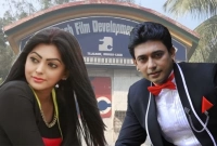 দেশের জনগণ না চাইলেও শিল্পীরা আমাকেই চায় : জায়েদ খান