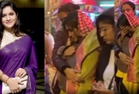 মাঝরাতে রাস্তায় দাঁড়িয়ে অঝোরে কাঁদলেন মিথিলা