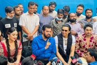 যে কারণ দেখিয়ে জায়েদ খানের শপথগ্রহণকে অবৈধ ঘোষণা ইলিয়াস কাঞ্চনের