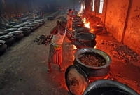 মায়ের চেহলামে ৫০ হাজার মানুষকে মেজবান খাওয়ালেন চট্টগ্রামের সাবেক মেয়র