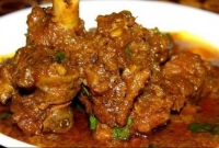 স্ত্রী মাংস রান্না না করায় পুলিশের কাছে ছয়বার ফোন, অতঃপর জেলে স্বামী