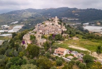 নিজস্ব পতাকা-মুদ্রা-সংগীত-পাসপোর্ট আছে, ৩০০ জনসংখ্যার গ্রামটি চাইছে স্বাধীন দেশের স্বীকৃতি!