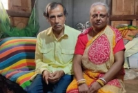 বৃদ্ধাশ্রমে ৬৫ বছরের এক বৃদ্ধ নারীকে ভালোবেসে বিয়ে করলেন ৭০ বছরের বৃদ্ধ