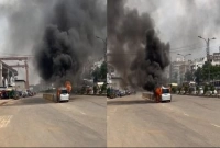 বনানীতে গ্যাস সিলিন্ডার বিস্ফোরণে চলন্ত মাইক্রোবাসে আগুন