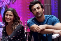 বিশেষ মুহূর্তে কোন ভঙ্গি পছন্দ আলিয়ার? কী জবাব দিয়েছিলেন রণবীরের হবু স্ত্রী