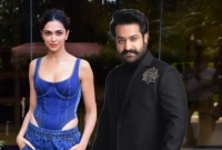 এবার এনটিআর-দীপিকা জুটির বড় ধামাকা