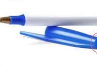 পেনের ঢাকনায় ছিদ্র থাকে কেন? আসল কারণটা শুনলে চমকে যাবেন আপনিও