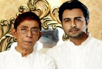 ‘আমার বাবা কিছুক্ষণ আগে মারা গেছেন, সবাই বাবার জন্য দোয়া করবেন’