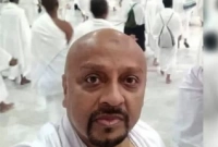 ওমরাহ করার উদ্দেশ্যে সৌদি আরব গেছেন রুবেল