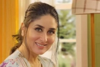 কপালে টিপ না পরায় অপমান করার যে অভিযোগ উঠলো কারিনার বিরুদ্ধে